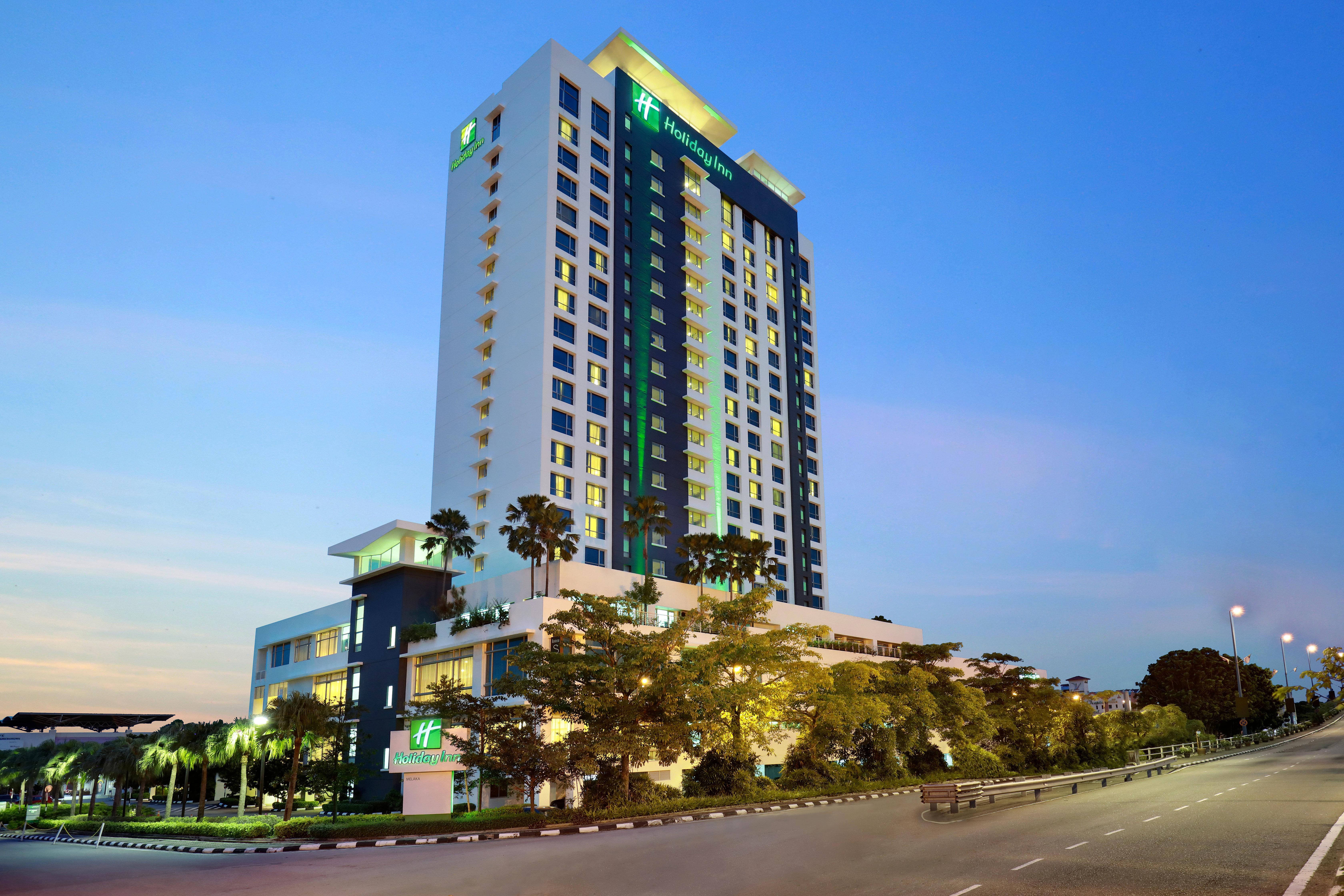Holiday Inn Melaka By Ihg Екстериор снимка Holiday Inn Express Bangkok