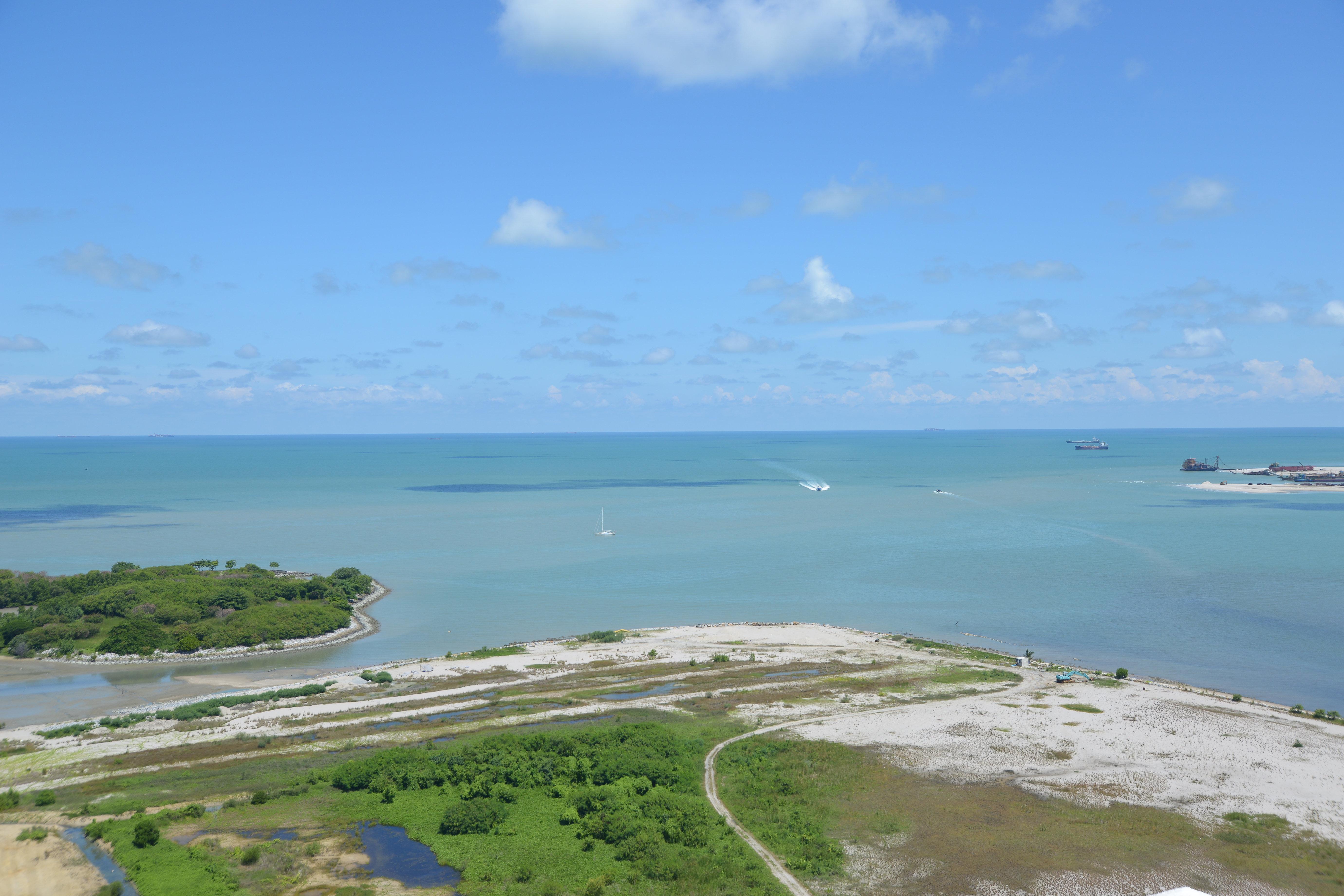 Holiday Inn Melaka By Ihg Екстериор снимка View of the Gulf of Batabano