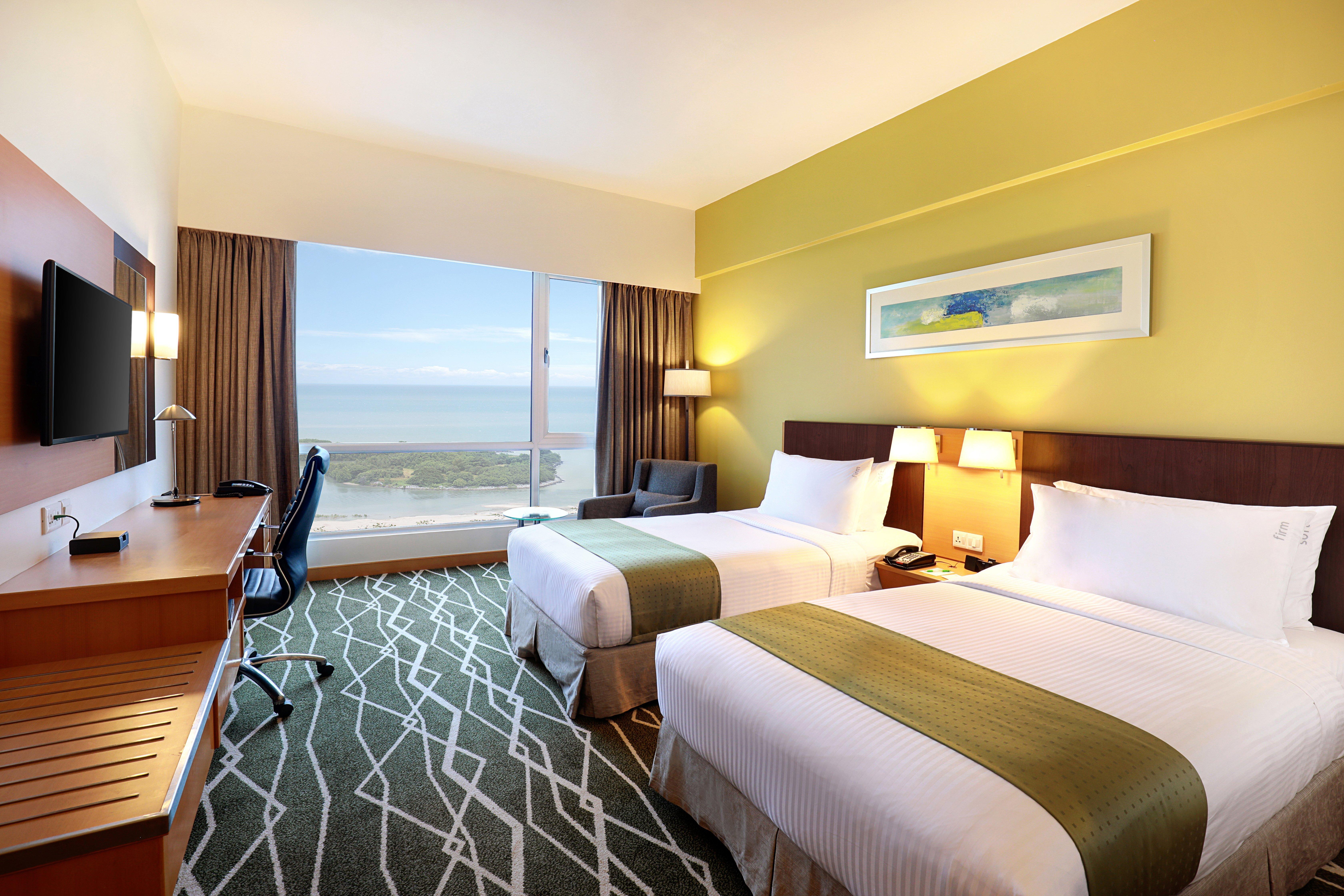 Holiday Inn Melaka By Ihg Екстериор снимка Deluxe Room