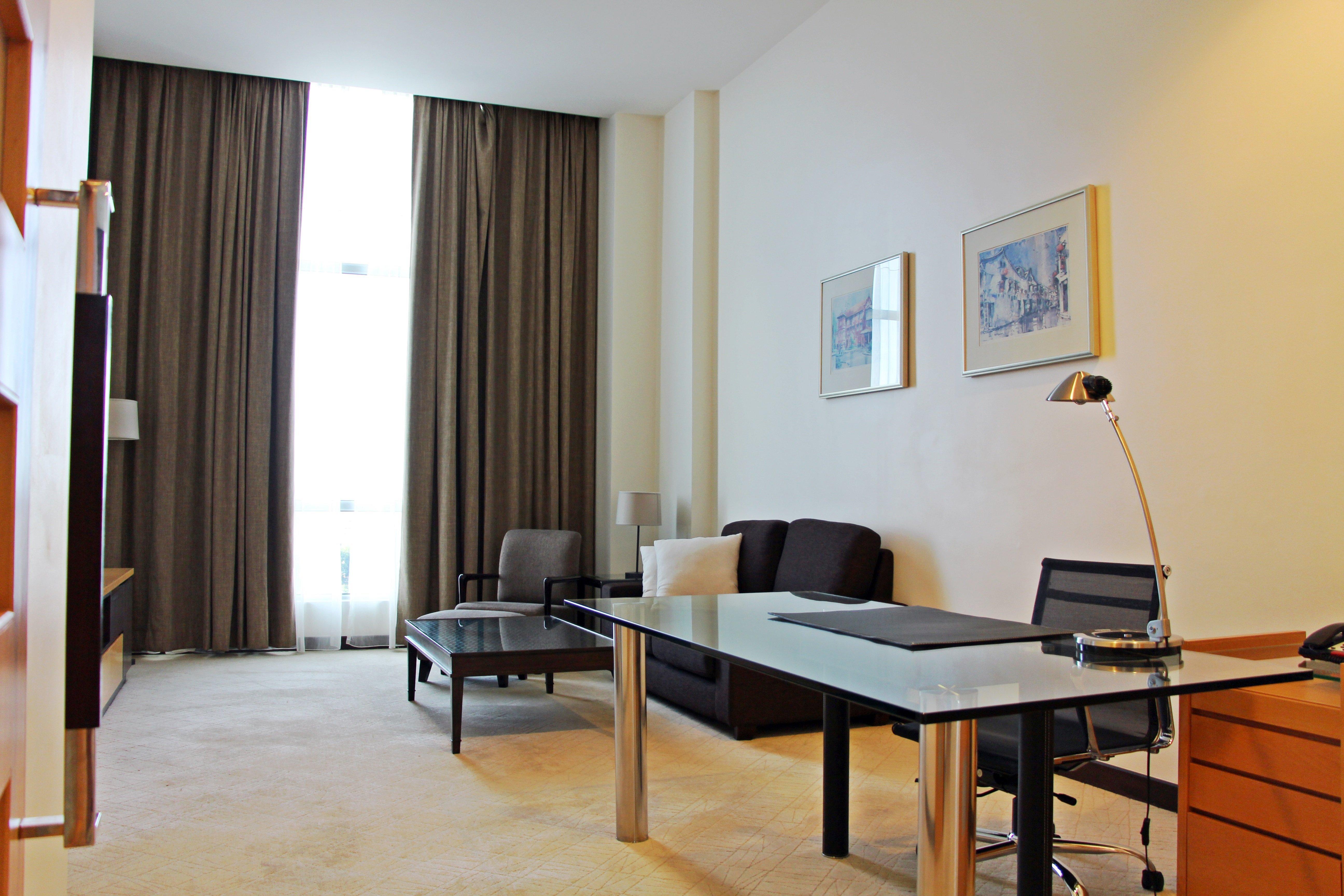 Holiday Inn Melaka By Ihg Екстериор снимка A typical office at the hotel