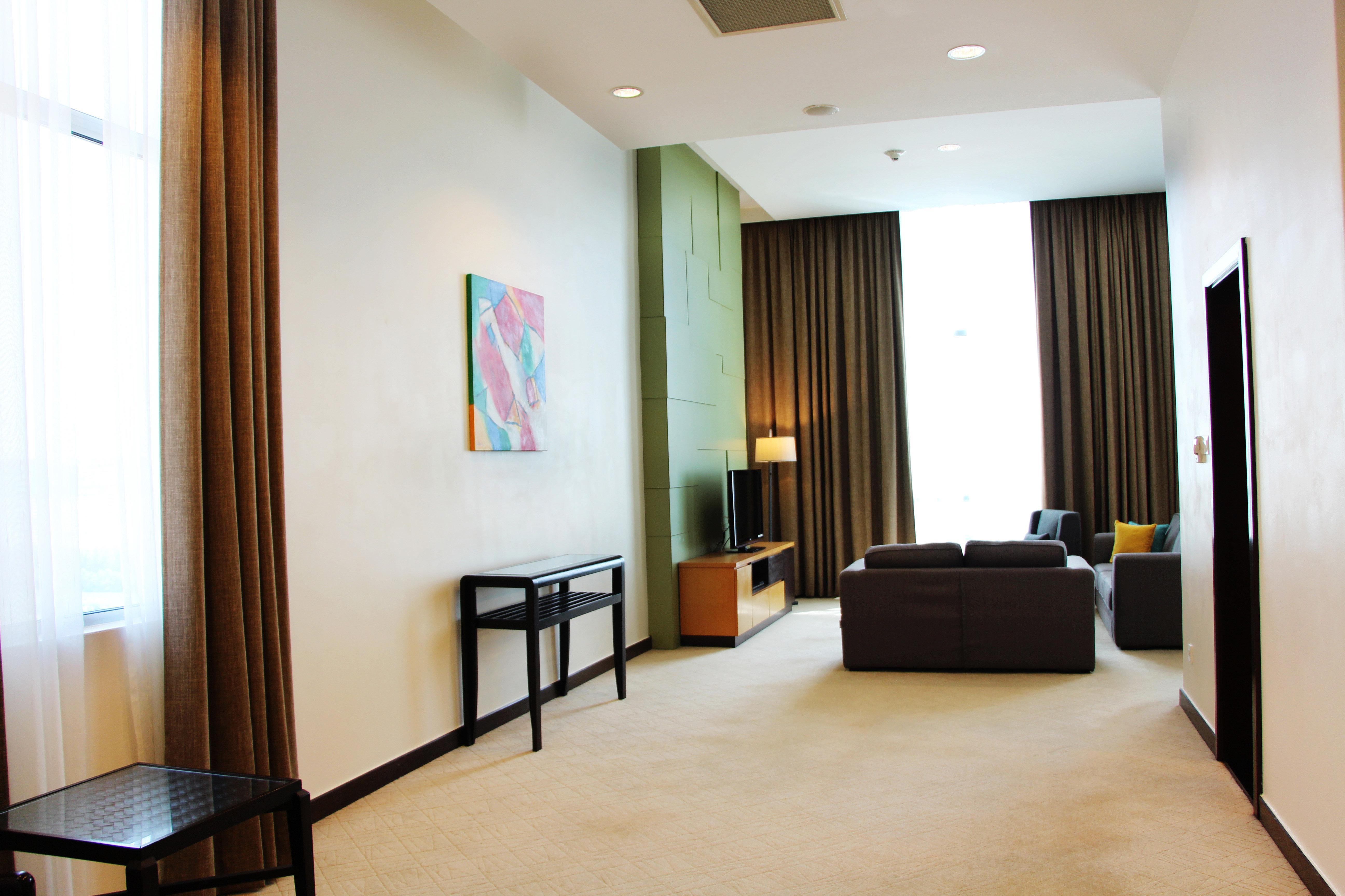 Holiday Inn Melaka By Ihg Екстериор снимка A suite at the hotel