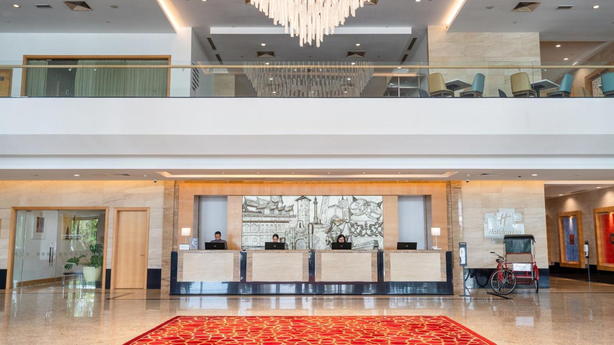 Holiday Inn Melaka By Ihg Екстериор снимка Lobby