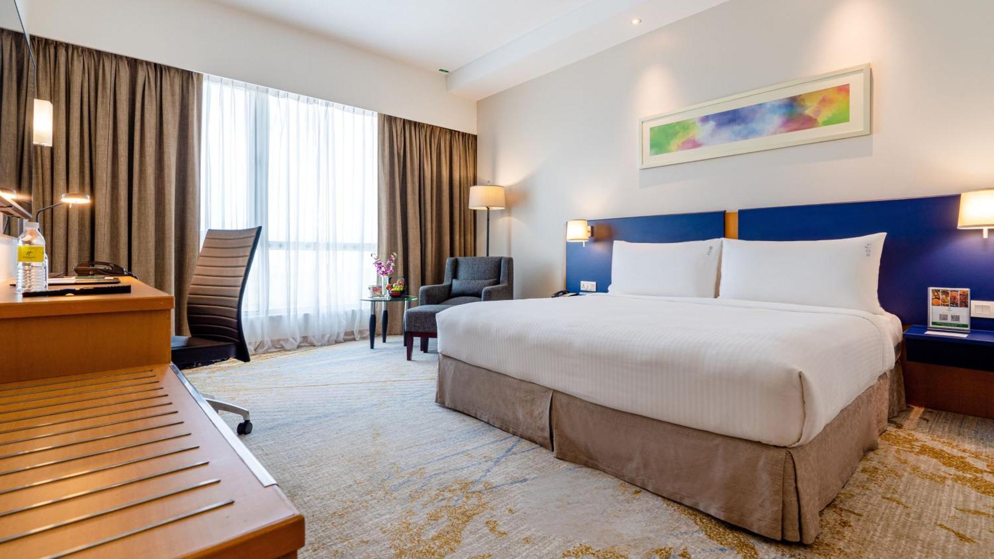 Holiday Inn Melaka By Ihg Екстериор снимка Deluxe Room